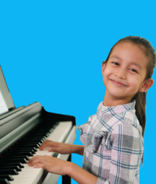 child-with-piano